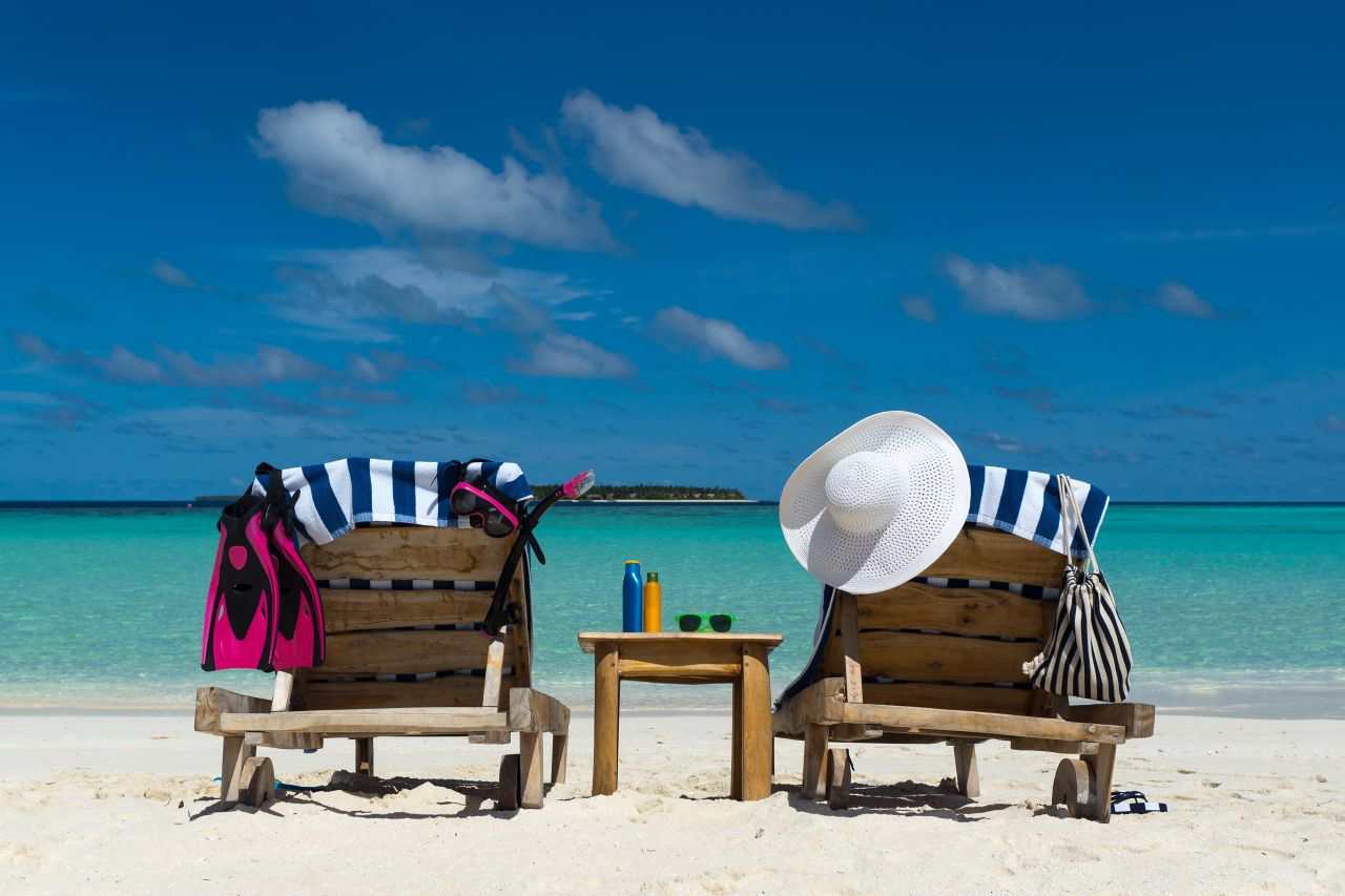 Bahamas day trip | the beach to swim and relax LR the Bahamas beach to swim and relax LR